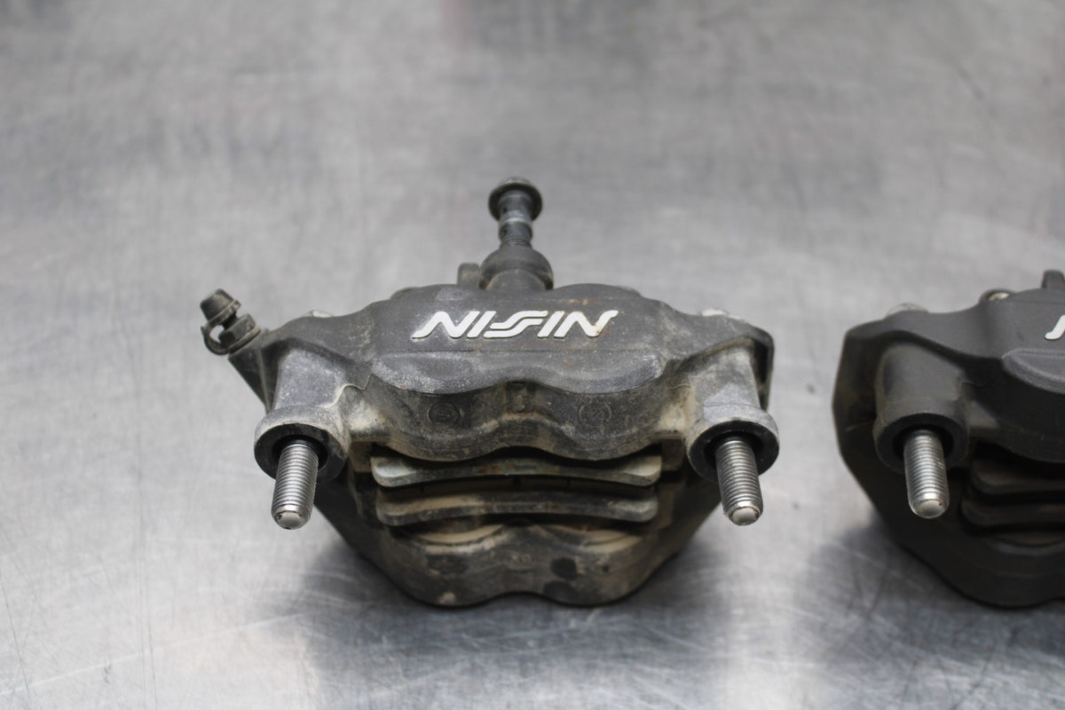 19-23 KAWASAKI NINJA ZX6R RIGHT LEFT FRONT BRAKE CALIPER SET PAIR CALIPERS BB188
