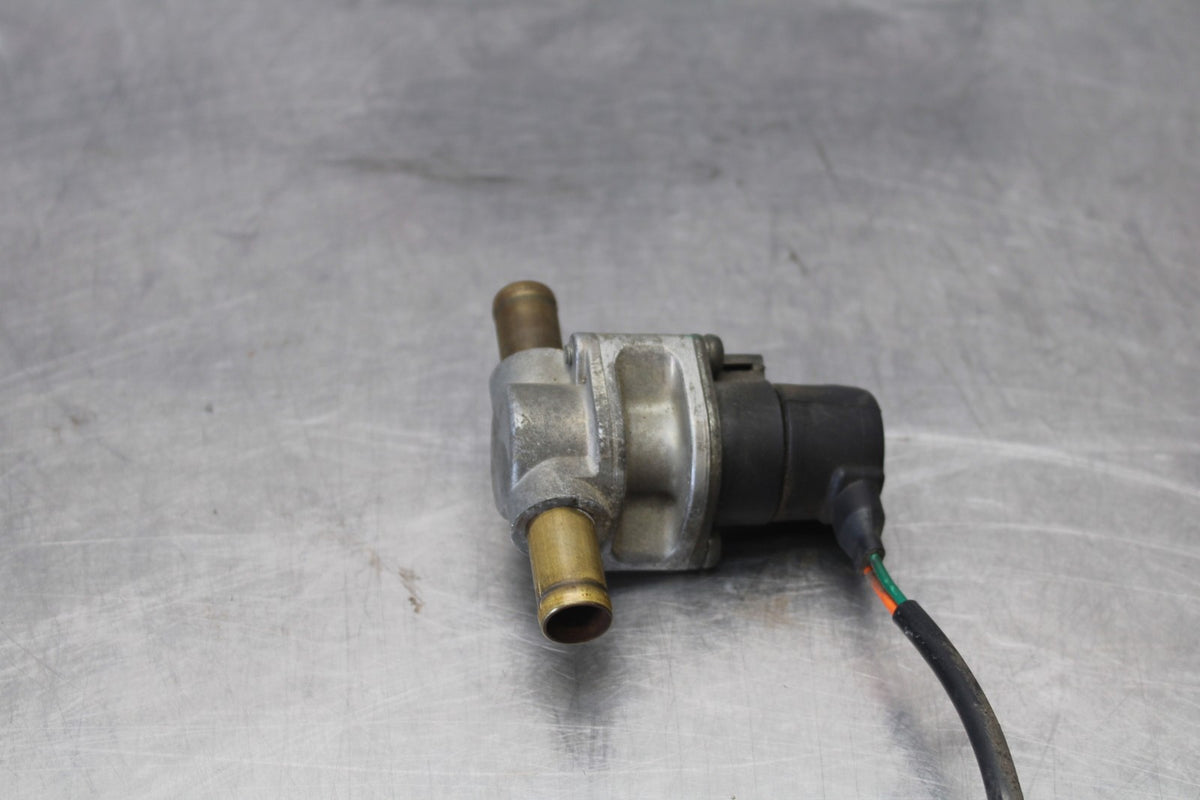 06-07 HONDA INTERCEPTOR 800 VFR800 AIR VALVE SOLENOID TOP ENGINE SENSOR BB917
