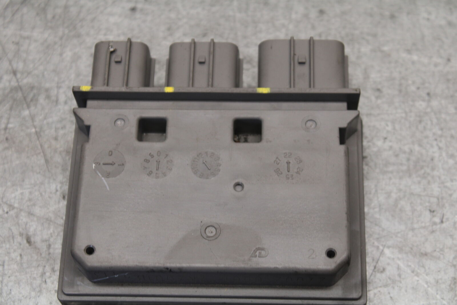 18-23 KAWASAKI NINJA 400 RELAY ASSEMBLY FUSE BOX BB660