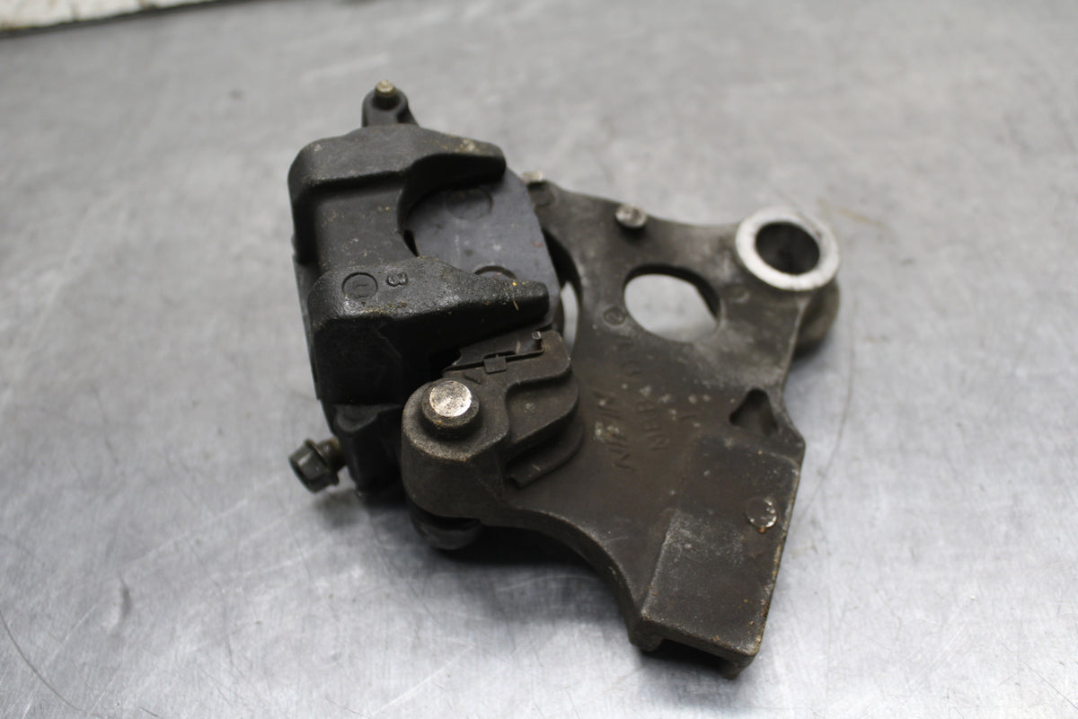 01-06 HONDA CBR600F4I REAR BACK BRAKE CALIPER W MOUNT BRACKET BB115