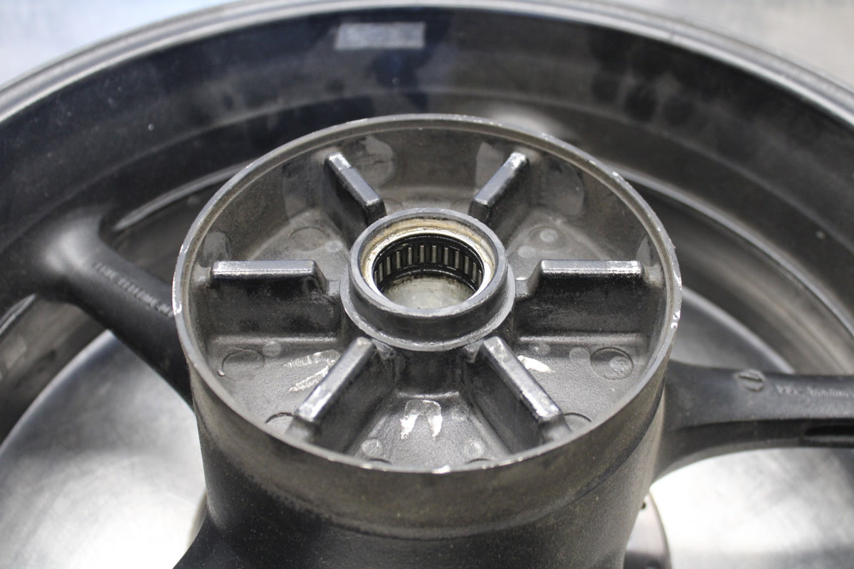 03-04 YAMAHA YZF R6 REAR WHEEL BACK RIM & ROTOR BB890