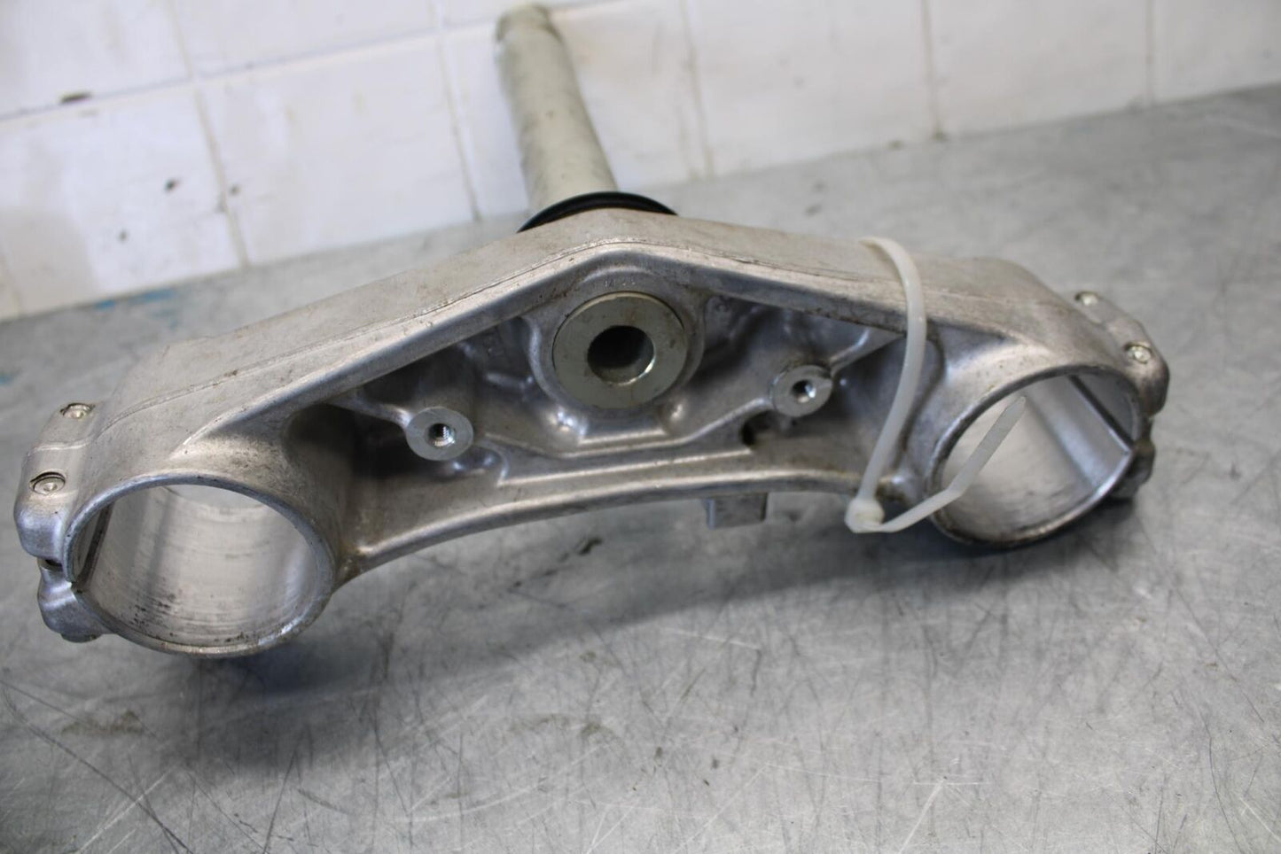 15-21 SUZUKI GSXR600 FRONT FORKS CLAMP LOWER TRIPLE TREE STEM BB437 #A