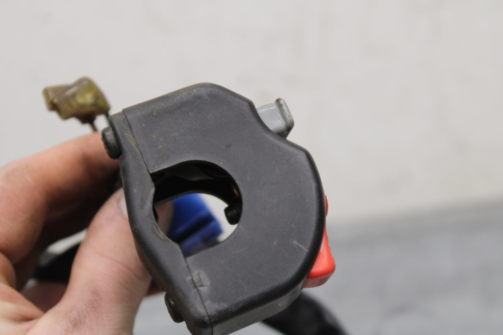 04-05 YAMAHA YZF R1 RIGHT CLIP ON HANDLE KILL OFF START SWITCH SWITCHES BB131