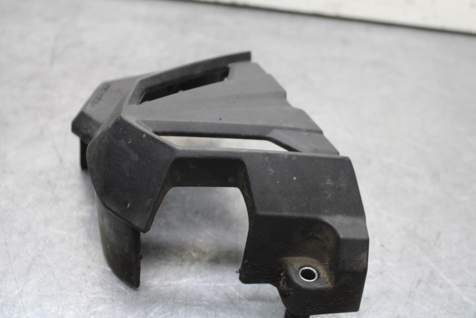 15-16 KAWASAKI EX300 ENGINE SPROCKET COVER BB635