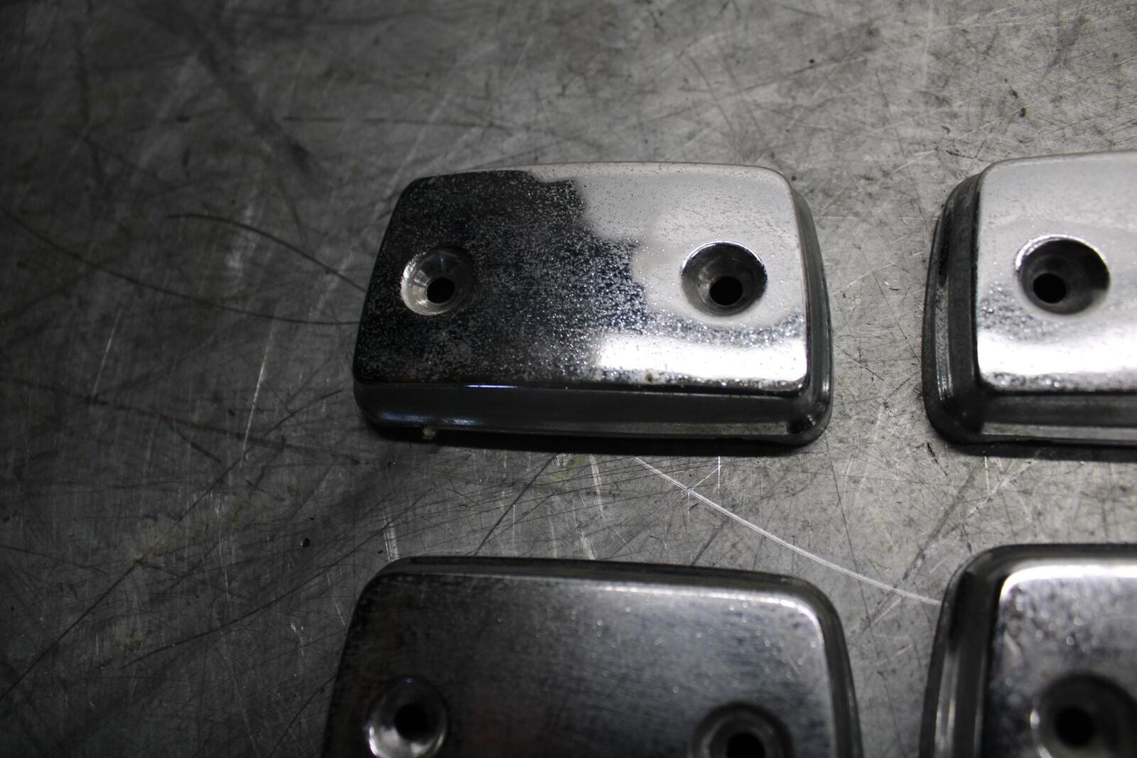1982 Suzuki GS450L ENGINE CAM CAP COVER BB52