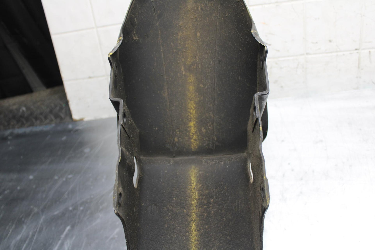 00-02 KAWASAKI NINJA ZX6R ZX600J FRONT WHEEL FENDER FAIRING 35004-1421-E1 BB489