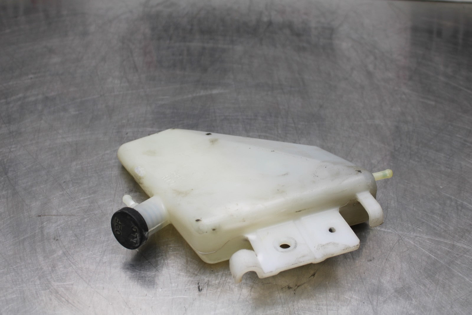 06-07 SUZUKI GSXR 600 COOLANT WATER TANK RESERVOIR BOTTLE BB178