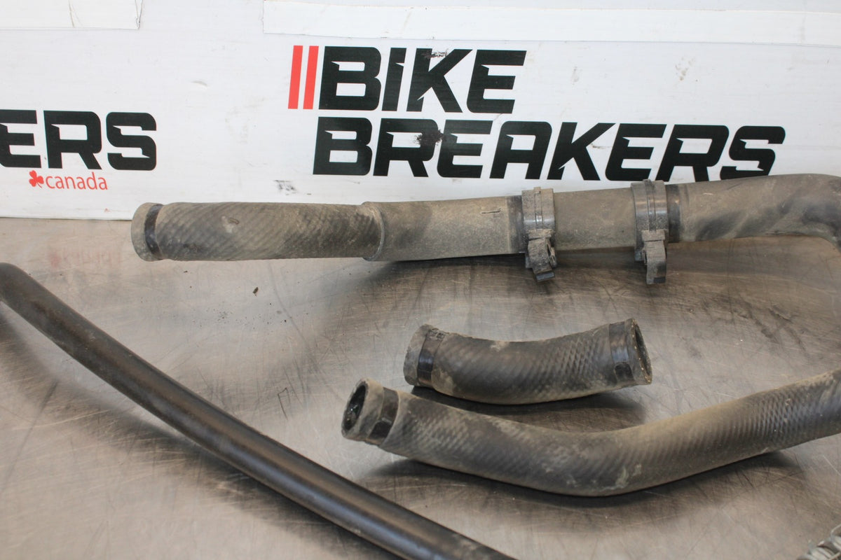 07 SUZUKI BOULEVARD M50 RADIATOR HOSES ENGINE COOLANT WATER PIPES HOSE BB897