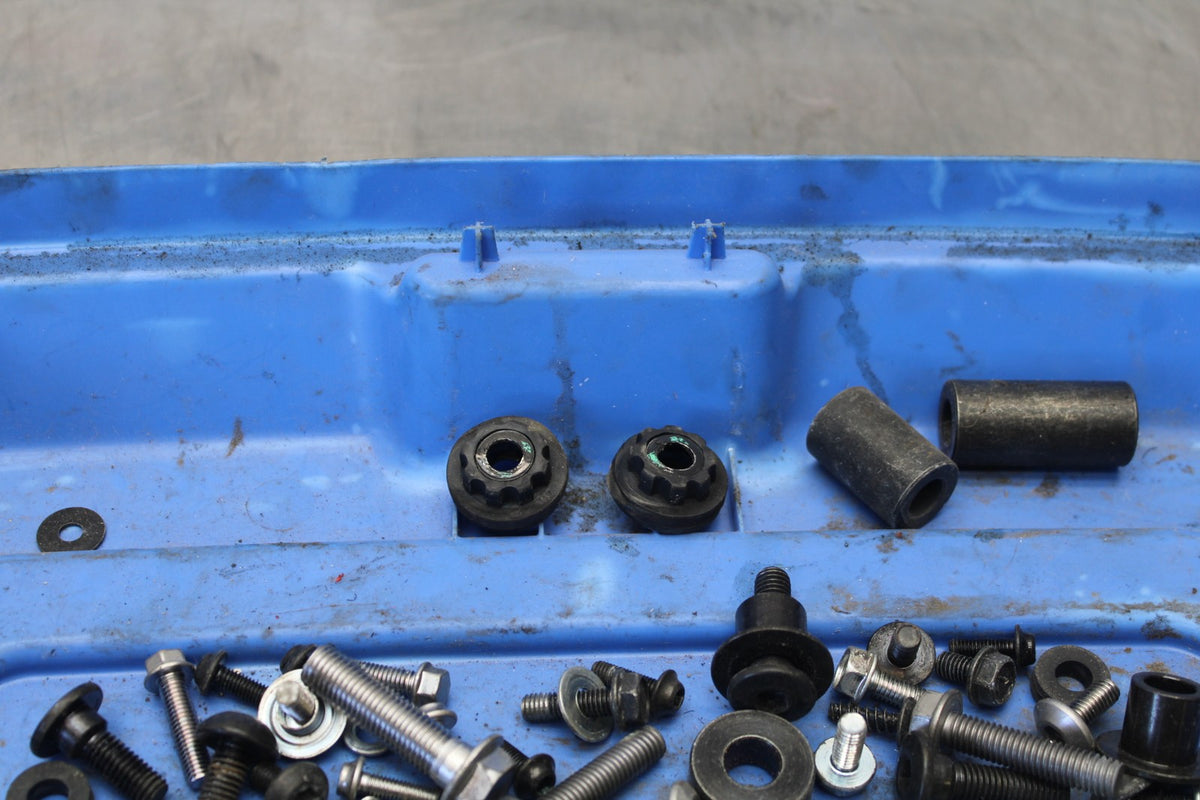 24-25 KAWASAKI ELIMINATOR 450 MOUNTING BOLTS HARDWARE SCREWS BB869