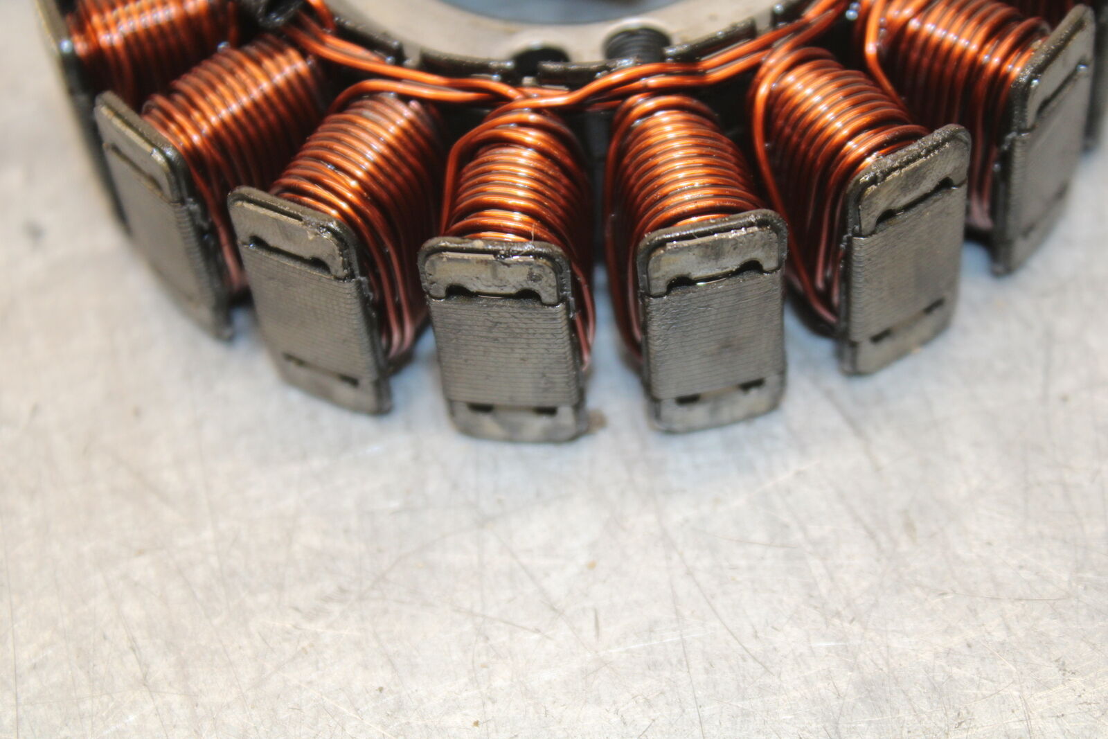 2004 Yamaha Raptor 660R YFM660R STATOR GENERATOR ALTERNATOR MAGNETO BB695