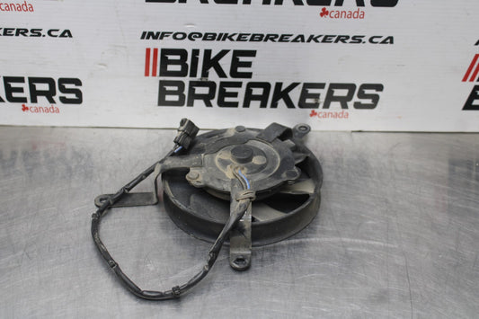 08-09 YAMAHA YZF R6S ENGINE RADIATOR COOLING FAN BB796