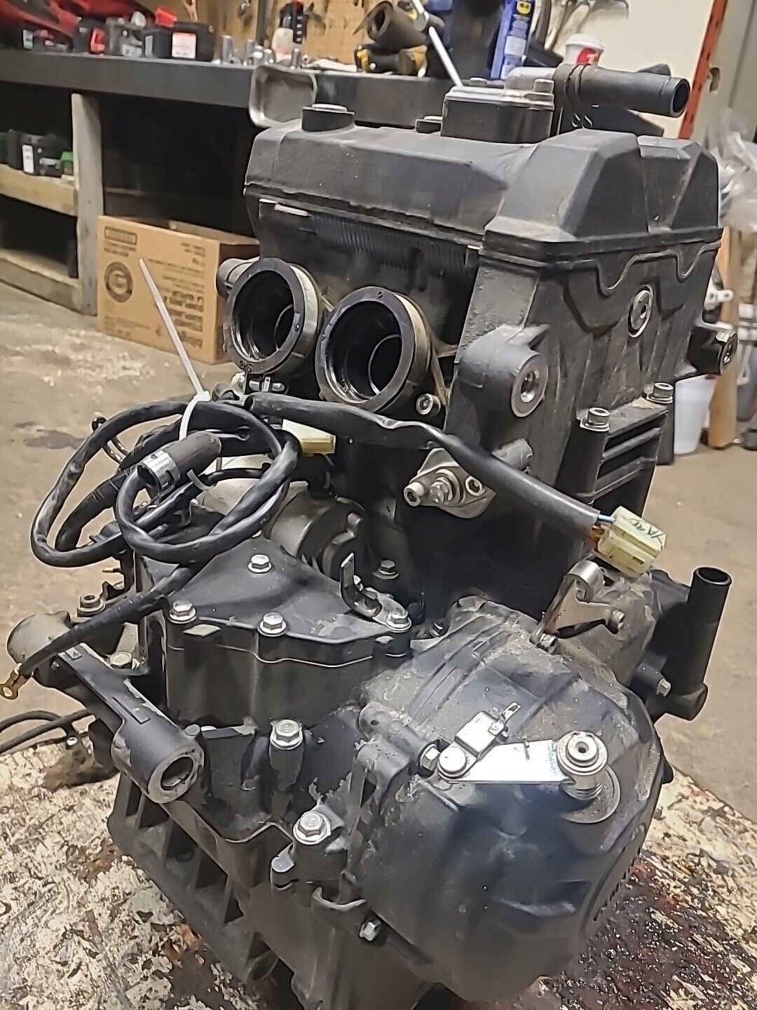 19-21 YAMAHA YZF R3 ENGINE MOTOR BB588
