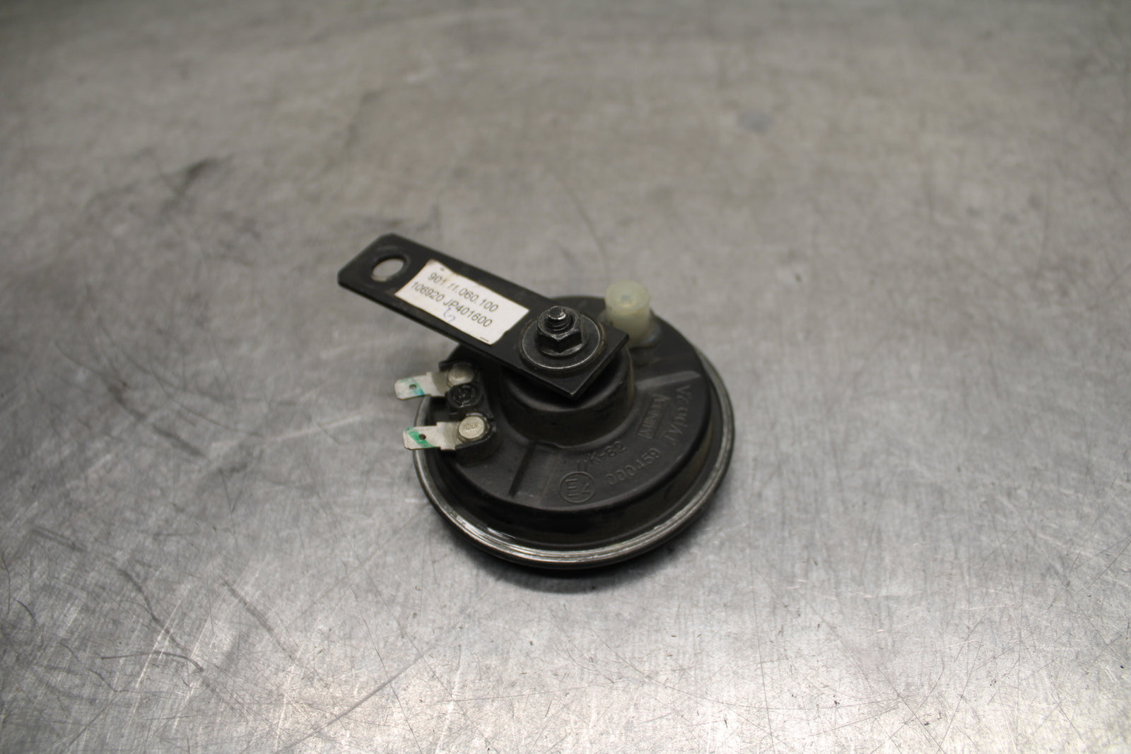 17-24 KTM 390 DUKE HORN SIGNAL BB734