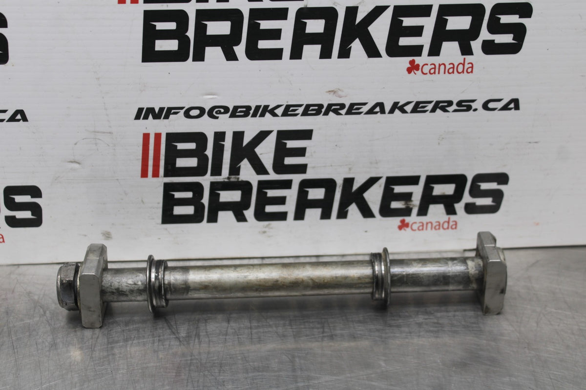 07-12 HONDA CBR600RR REAR AXLE BACK WHEEL RIM PIVOT BOLT AXEL BB812