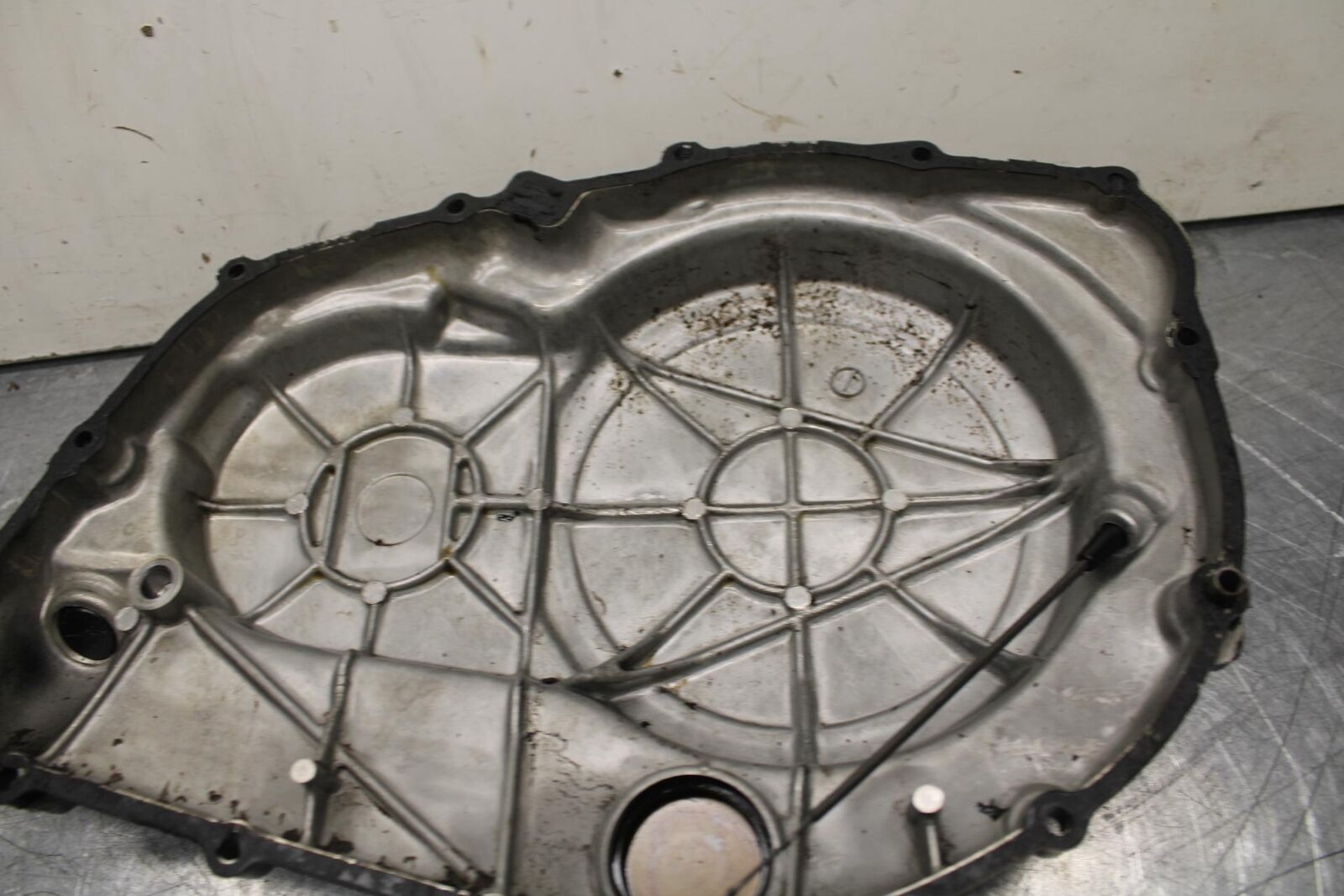 1983 Honda V45 Magna VF750C CLUTCH SIDE ENGINE MOTOR COVER 11330-MB0-770 BB91