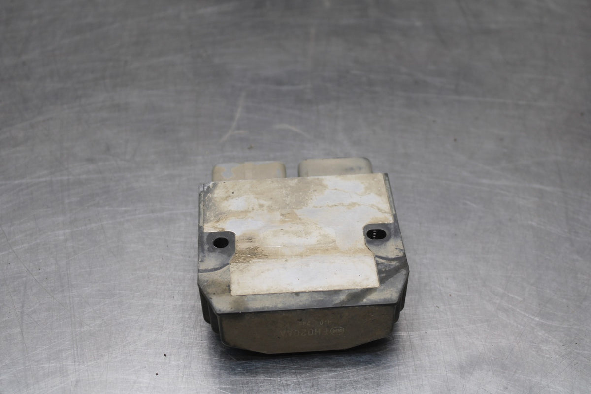 15 TRIUMPH TIGER 800 RECTIFIER VOLTAGE REGULATOR BB873