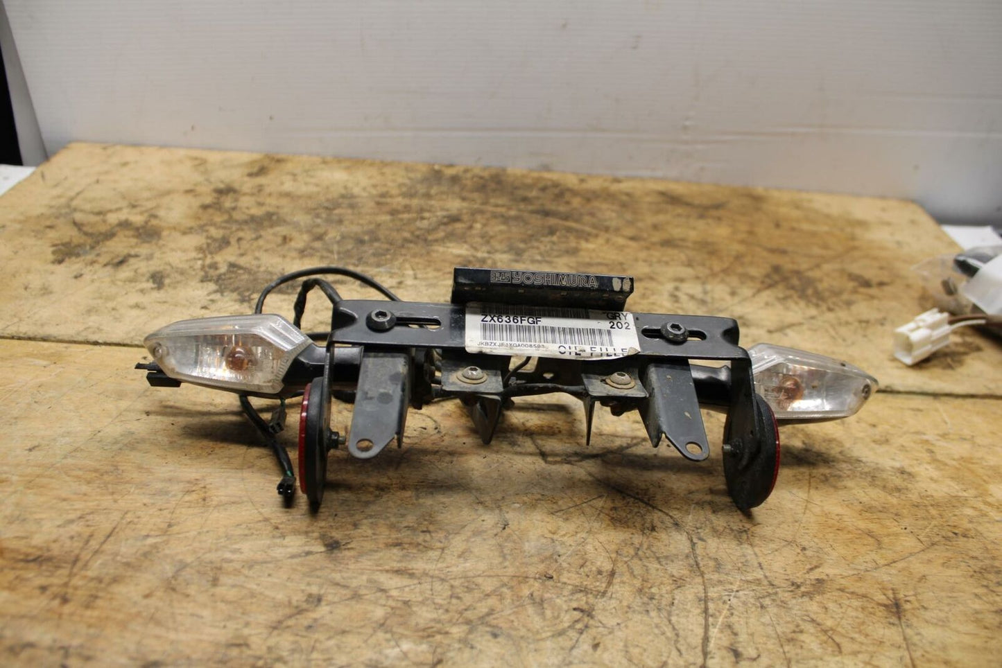 13-18 KAWASAKI NINJA ZX6R FENDER ELIMINATOR LICENSE PLATE BRACK / SIGNALS  BB349