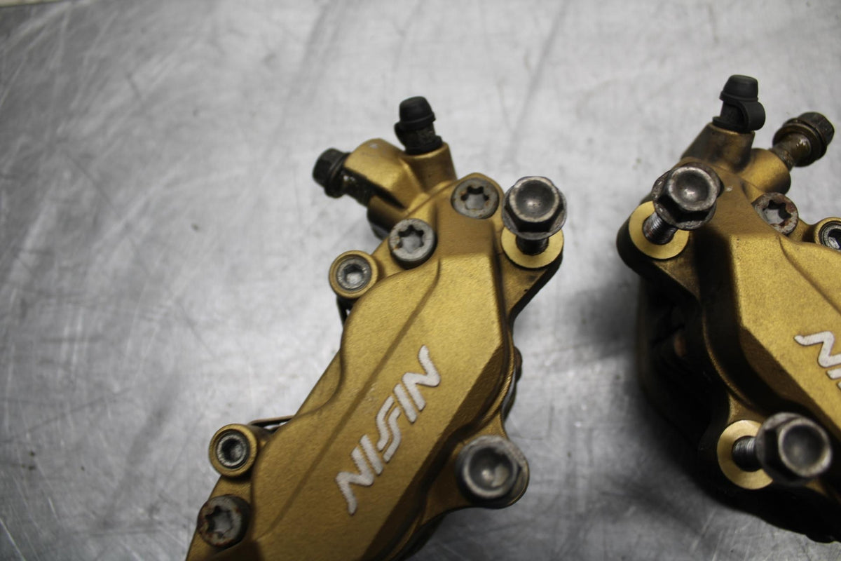 02-03 HONDA CBR900RR 954 RIGHT LEFT FRONT BRAKE CALIPER SET PAIR CALIPERS BB497