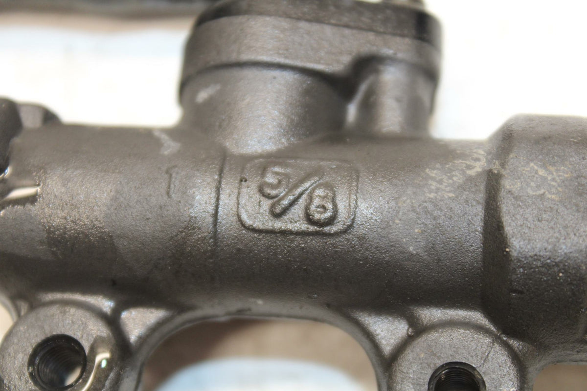 04-05 HONDA CBR1000RR REAR BACK BRAKE MASTER CYLINDER W RESERVOIR BB285