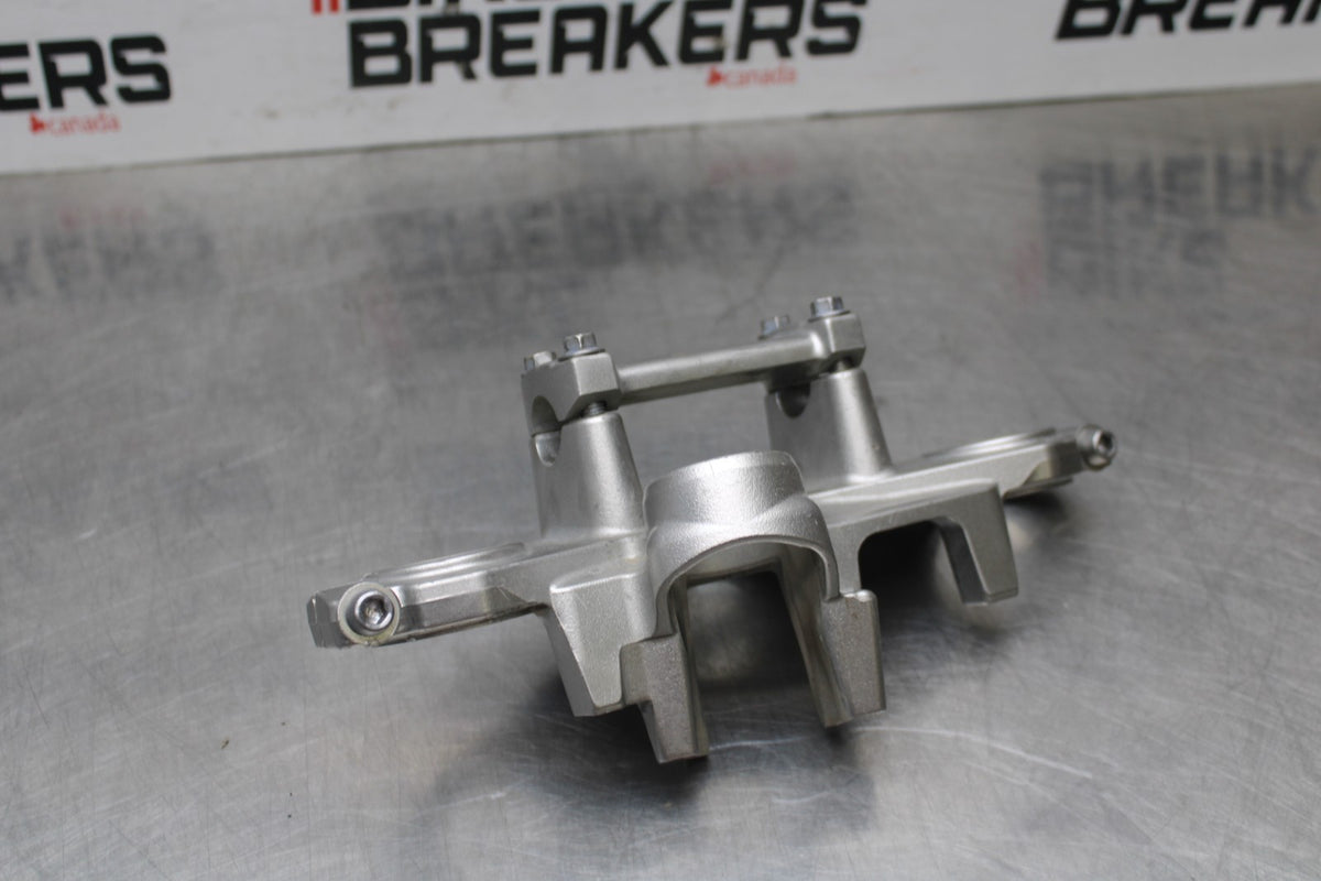 06 KAWASAKI NINJA 650 EX650 FORKS UPPER TRIPLE TREE CLAMP BB823