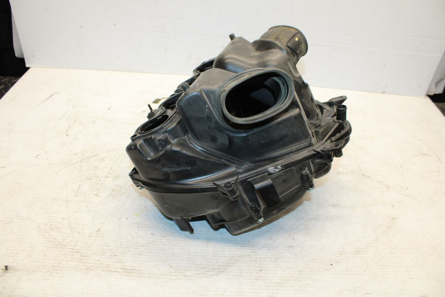 05-06 HONDA CBR600RR AIRBOX AIR INTAKE FILTER BOX BB307