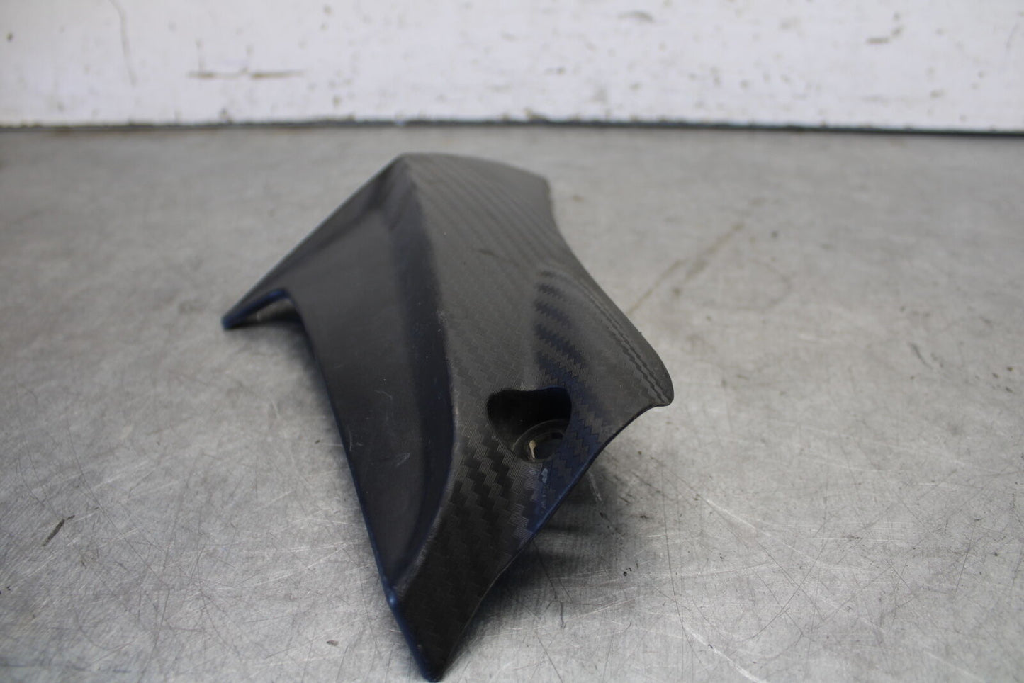11-24 SUZUKI GSXR750 LEFT FRAME SIDE COVER COWL PANEL TRIM  BB687