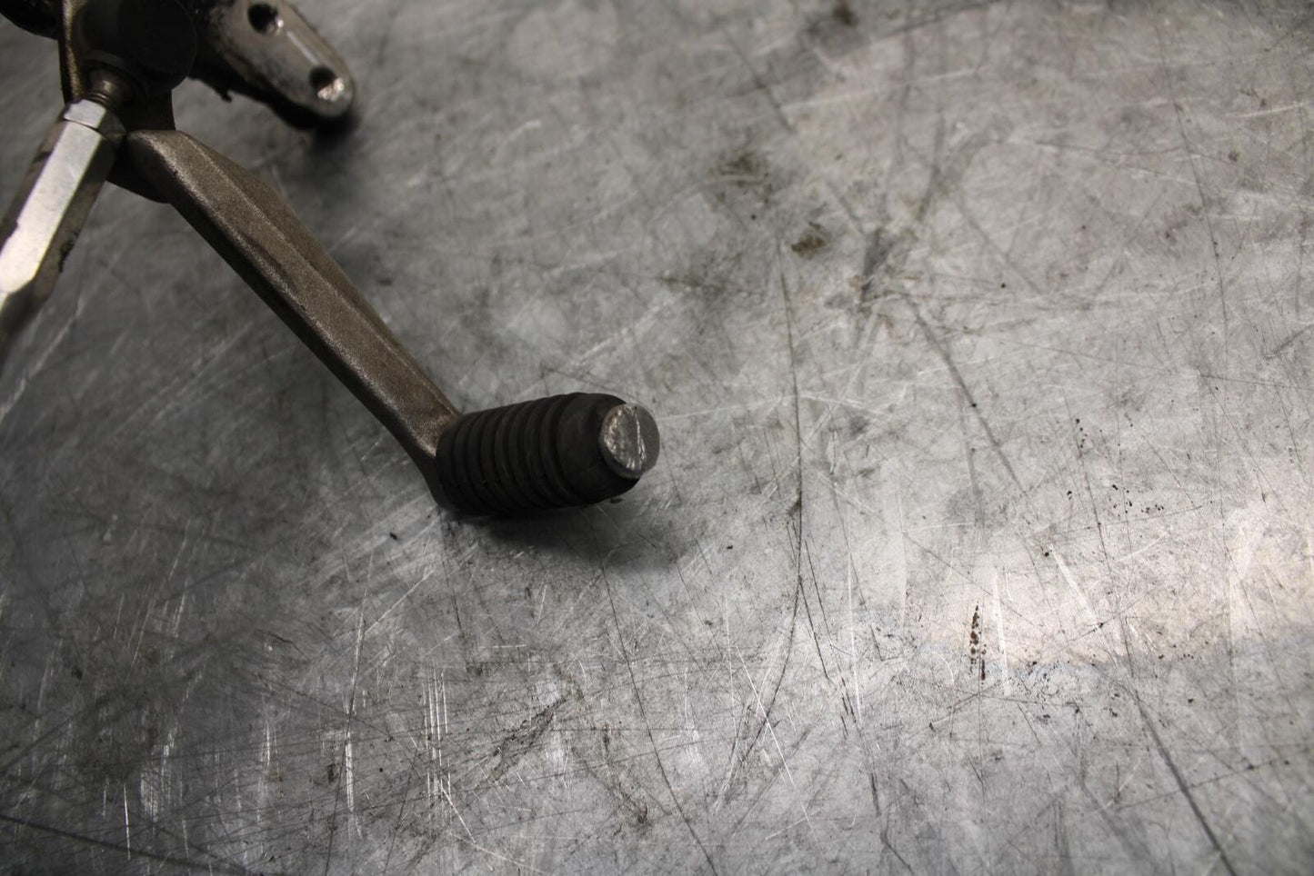 13 SUZUKI GSXR750 SHIFTER LINKAGE SHIFT LINK PEDAL BB474