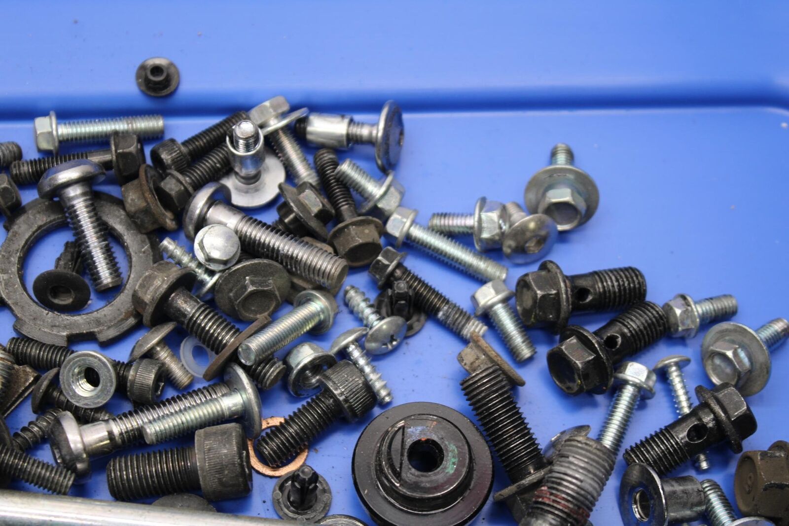19-21 YAMAHA YZF R3 MISCELLANEOUS BOLTS SCREWS HARDWARE BB588