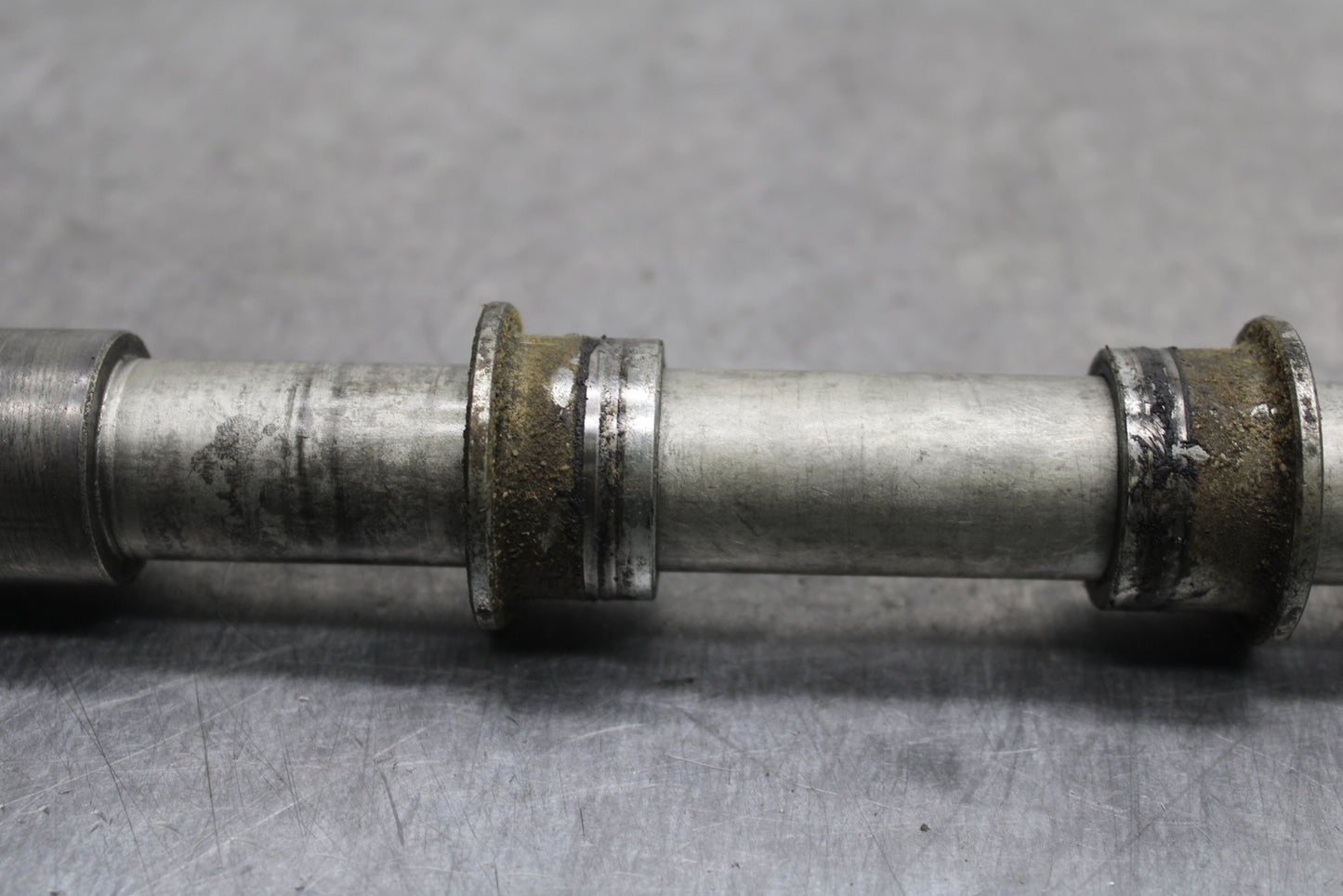 00-05 KAWASAKI NINJA ZX12R FRONT WHEEL RIM AXLE PIVOT BOLT BB121