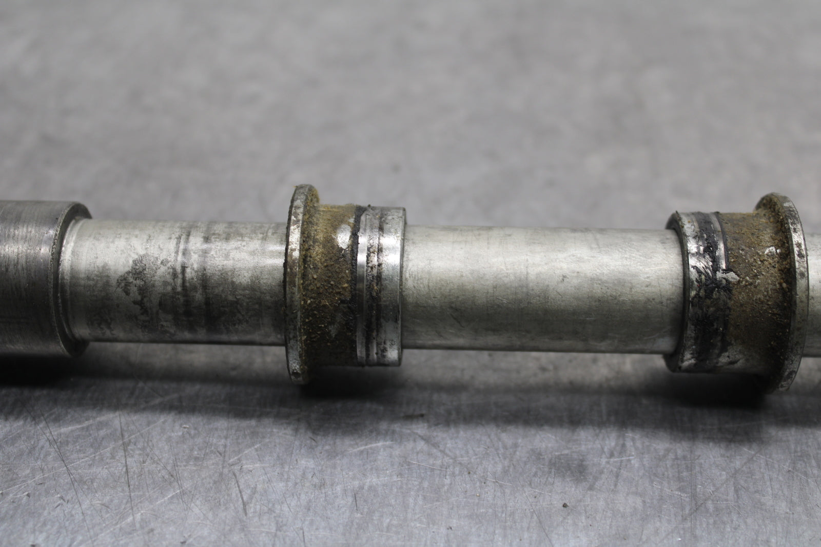 00-05 KAWASAKI NINJA ZX12R FRONT WHEEL RIM AXLE PIVOT BOLT BB121