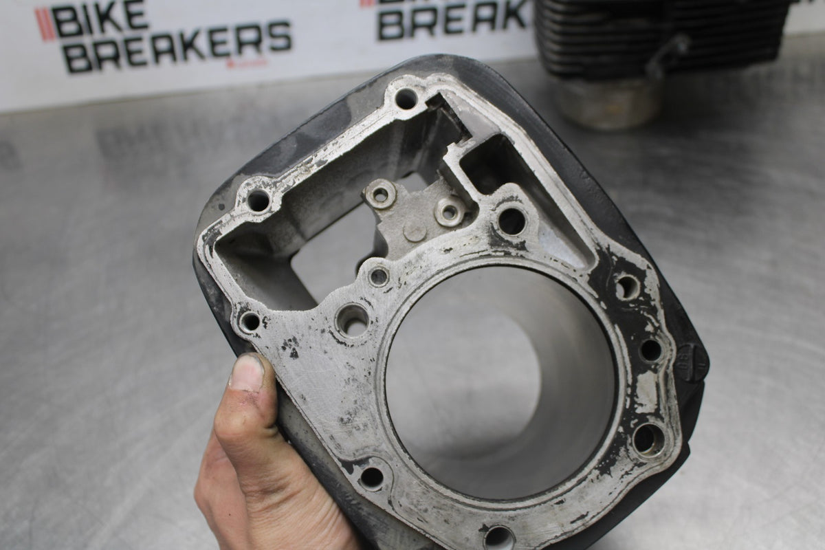 05-09 SUZUKI BOULEVARD C90 ENGINE MOTOR PISTON CYLINDERS BLOCK JUG SET BB918