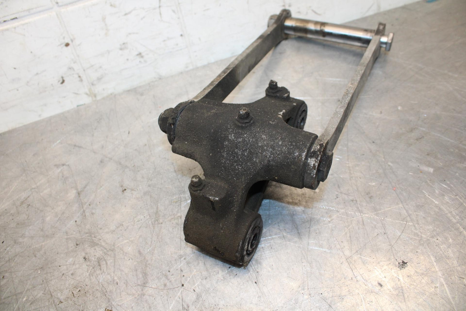 03 KAWASAKI ZX12R  REAR DOGBONE SHOCK LINKAGE LINK BB472