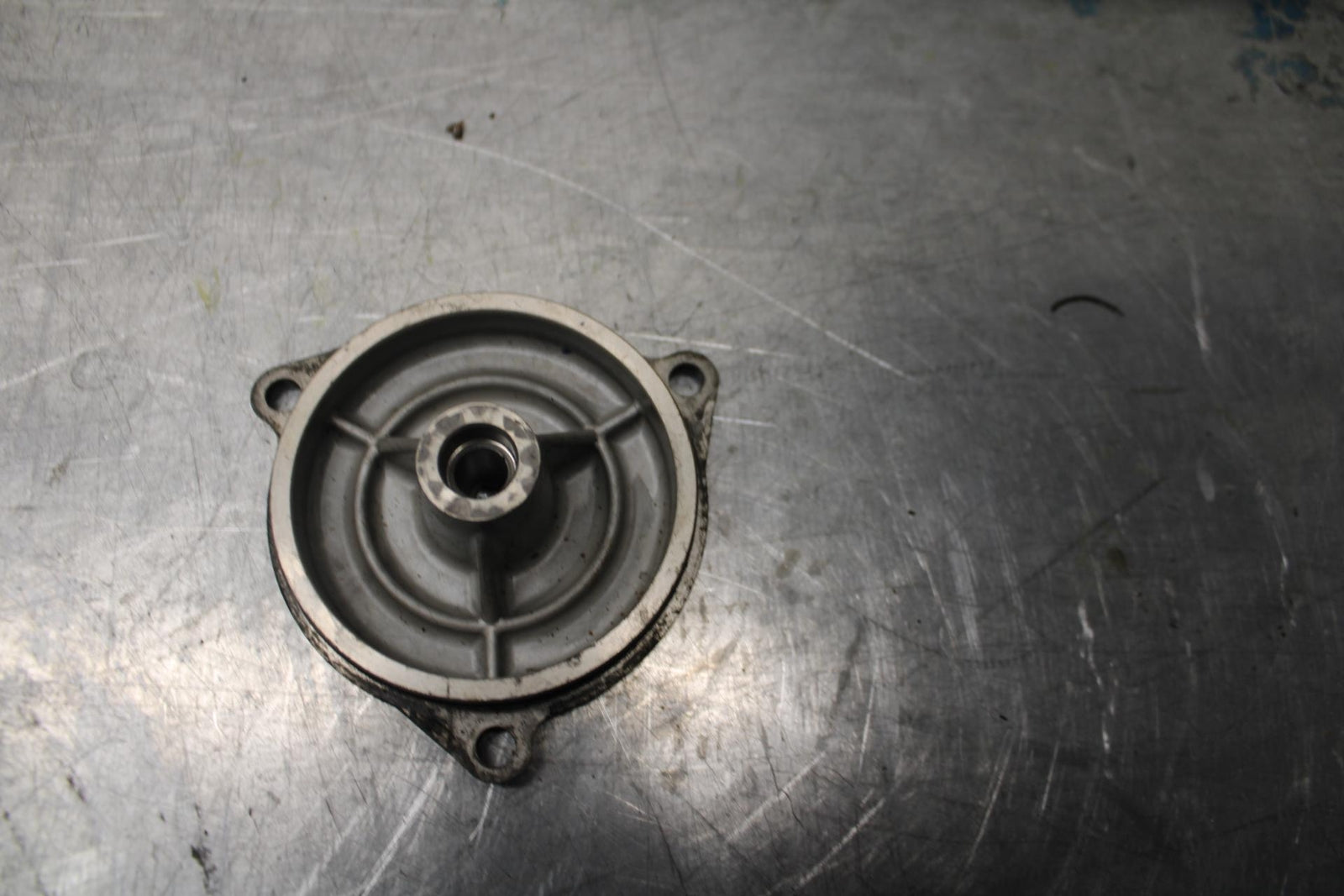 08-10 SUZUKI GSXR 600  ENGINE MOTOR IDLER IDLING GEAR COVER CAP BB92