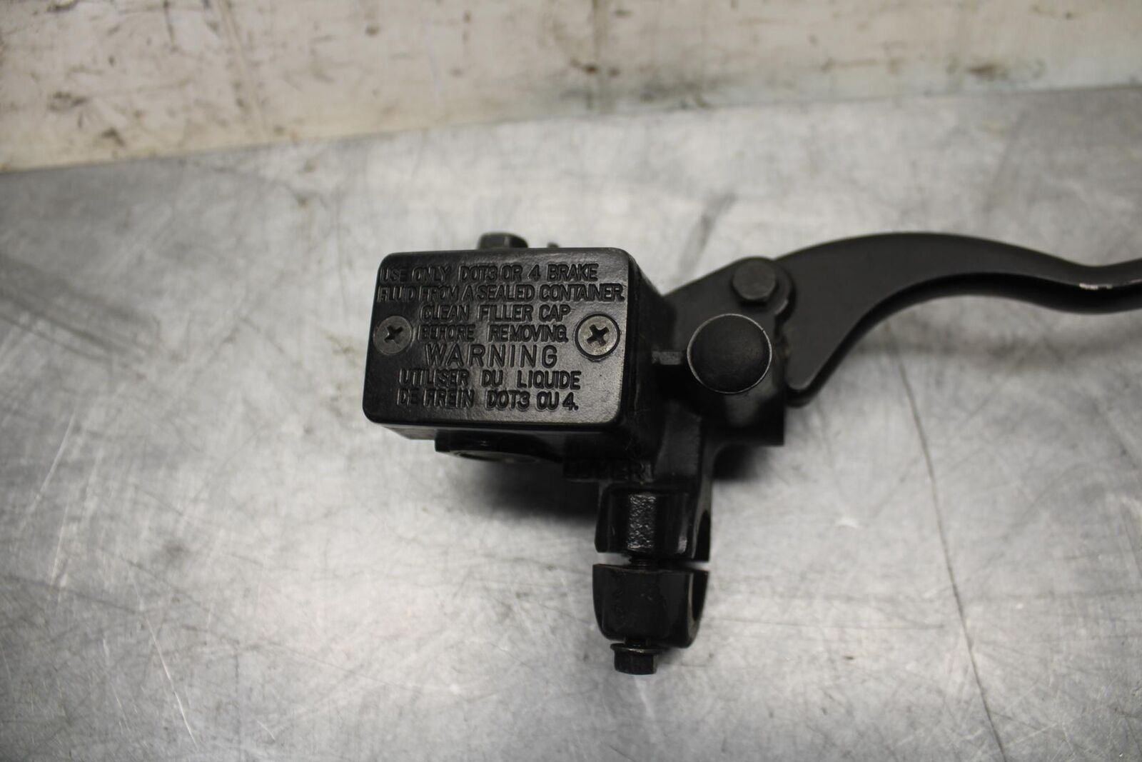 2015 Kawasaki Ninja 300 EX300B ABS FRONT BRAKE MASTER CYLINDER w/ LEVER BB518