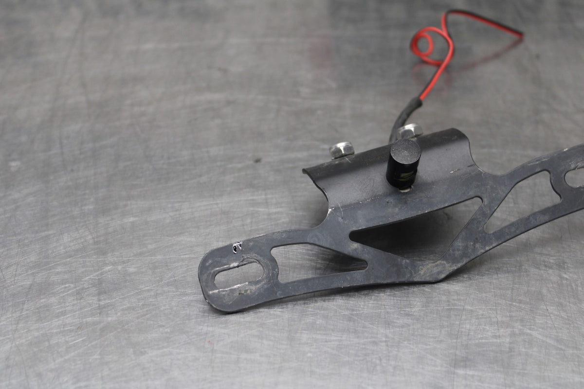 23-24 YAMAHA MT-07 FENDER ELIMINATOR LICENSE PLATE BRACKET  BB927