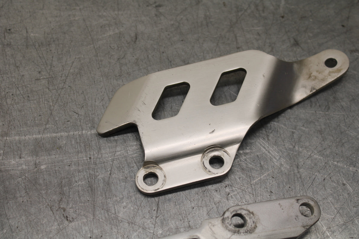 93 SUZUKI GSXR750W LEFT RIGHT REARSET REAR SET DRIVER PEG BRACKETS MOUNTS  BB112