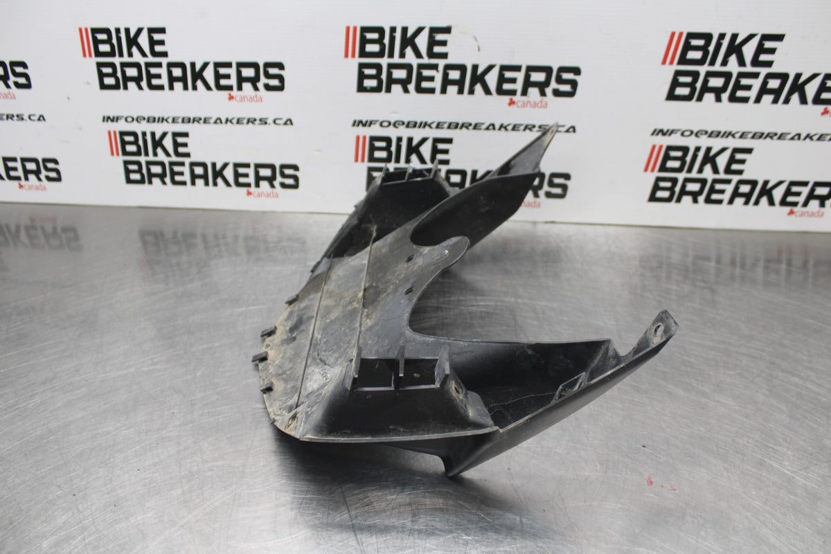08 SUZUKI SV650 LOWER FRONT UPPER INNER HEADLIGHT COWL FAIRING  BB846