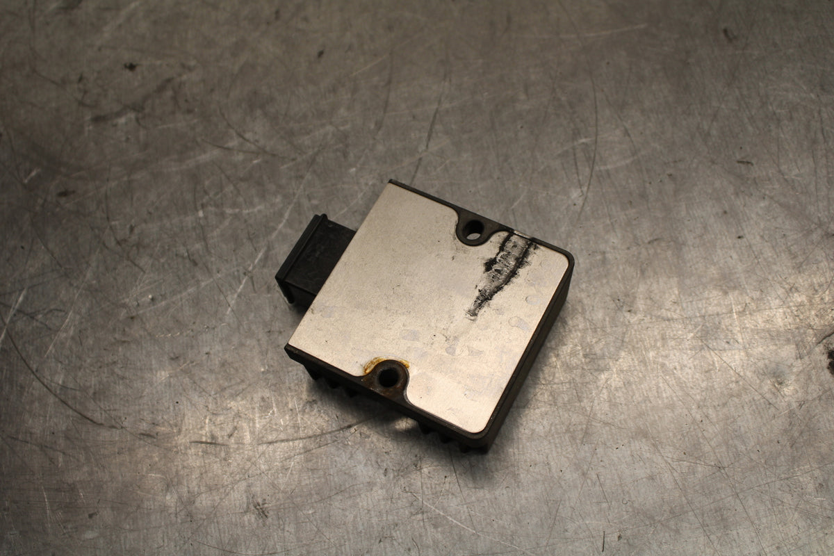 15-16 HONDA CB300F RECTIFIER VOLTAGE REGULATOR BB740