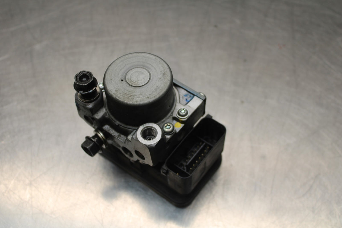 18 HONDA CB500F ABS PUMP UNIT MODULE BB861