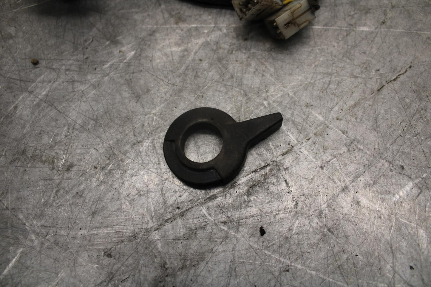 1993 Suzuki GSXR1100W LEFT CLIP ON HANDLE HORN SIGNALS SWITCH CHOKE BB46
