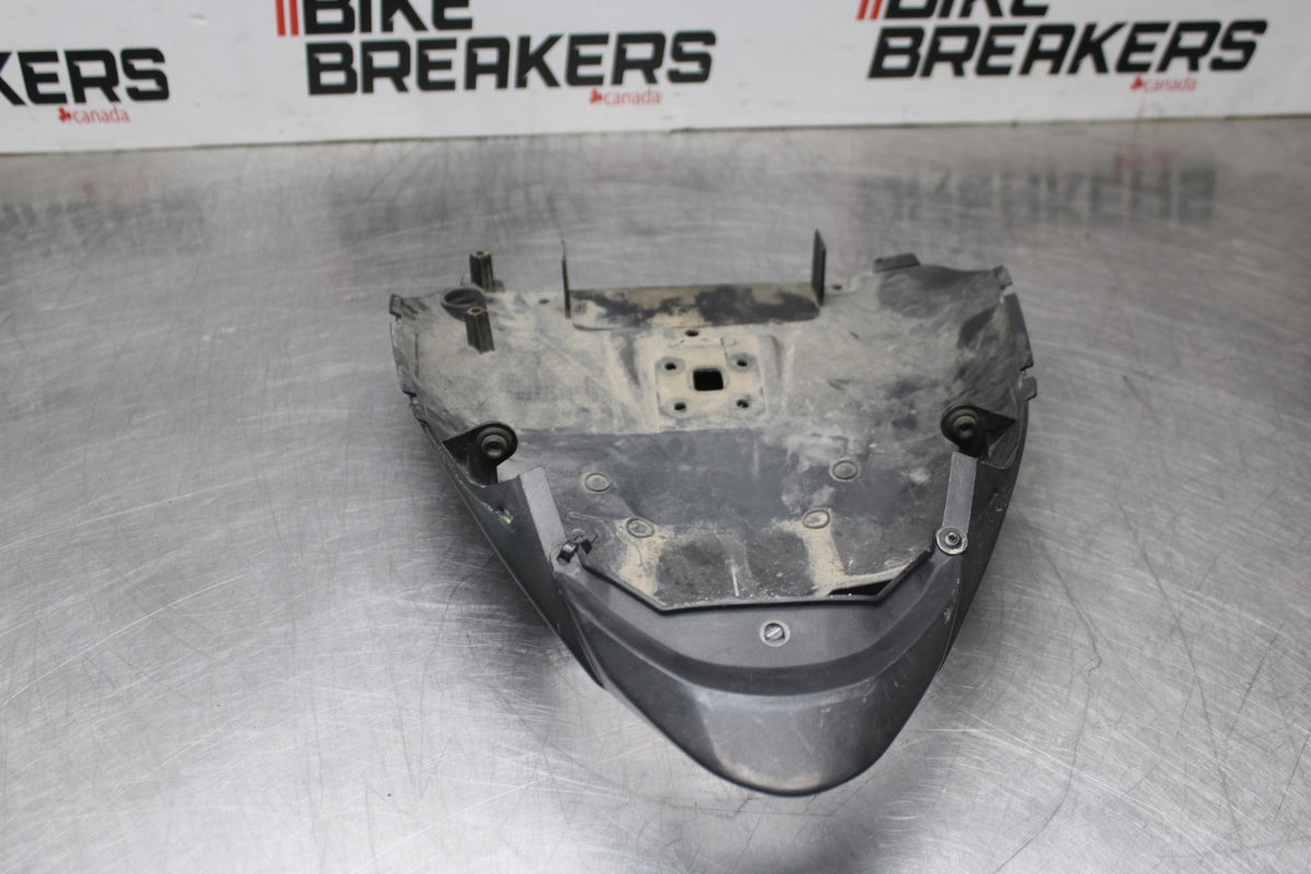 08 KAWASAKI NINJA ZX10R REAR BACK TAIL FAIRING COWL SHROUD