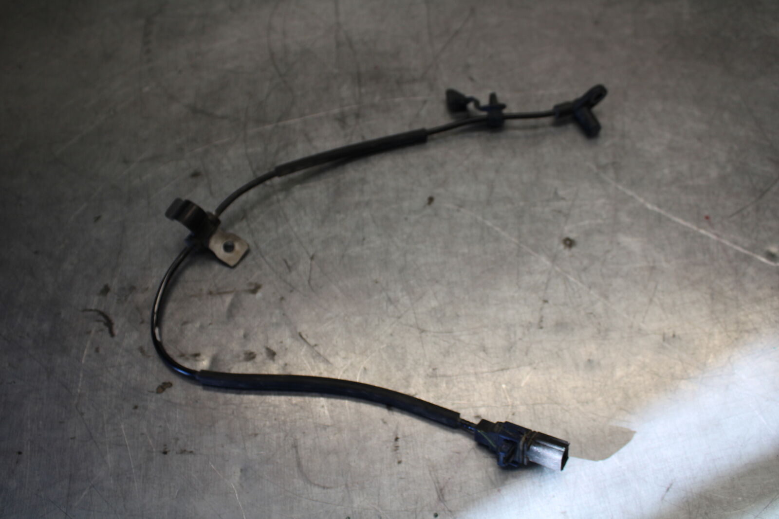 19-22 KAWASAKI Z400 FRONT ABS BRAKE SENSOR BB708
