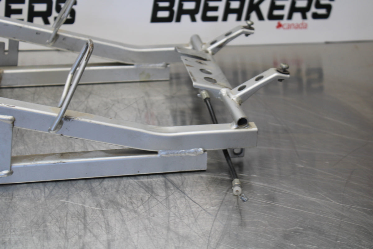 98-05 HONDA SUPER HAWK 1000 VTR1000F REAR SUBFRAME BACK SUB FRAME BB152