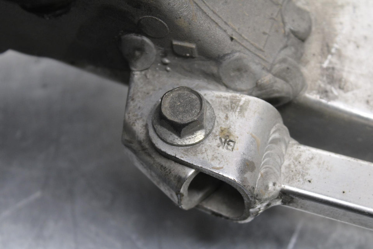1999 Suzuki GSXR600 REAR SWINGARM BACK SUSPENSION SWING ARM BB580