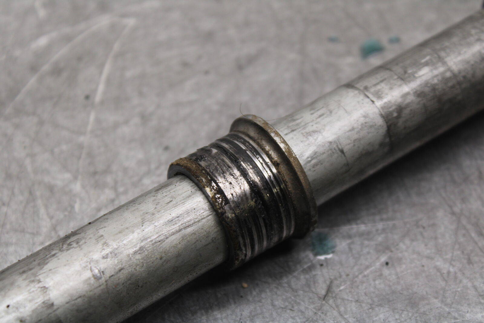 17-21 HONDA CBR1000RR SP FRONT WHEEL RIM AXLE PIVOT BOLT BB681