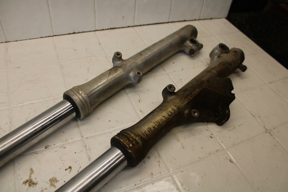 80-83 YAMAHA MAXIM 650 XJ650 FRONT FORKS SHOCK SUSPENSION SET PAIR BB403