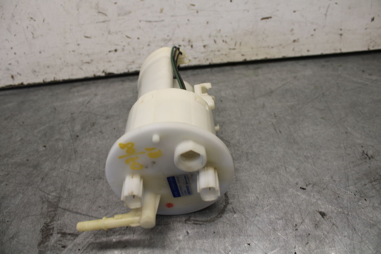07-08 YAMAHA YZF R1 FUEL PUMP GAS PETROL SENDER UNIT 4C8-13907-01-00  BB676