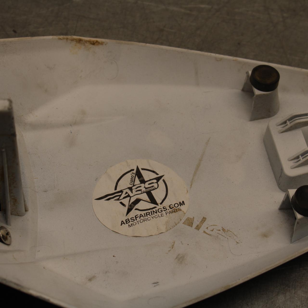 21 KAWASAKI NINJA ZX6R REAR BACK SEAT SOLO COWL FAIRING COVER  BB647