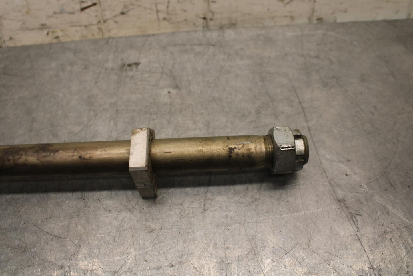 2012 Kawasaki Ninja ZX14R ZX1400E REAR AXLE BACK WHEEL RIM PIVOT BOLT AXEL BB60