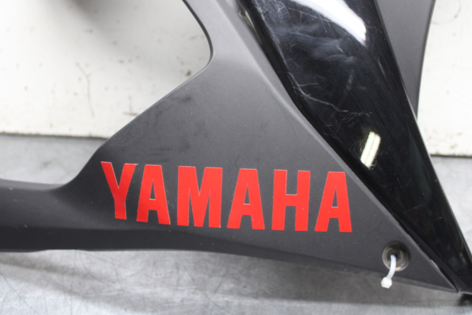 15-17 YAMAHA YZF R3 RIGHT LOWER MID UPPER SIDE FAIRING COWL  BB526